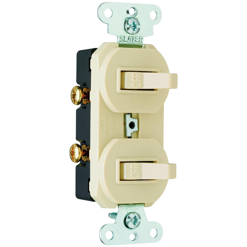 670IG Self-Grounding Toggle Switch, 120 V 15 A, Ivory