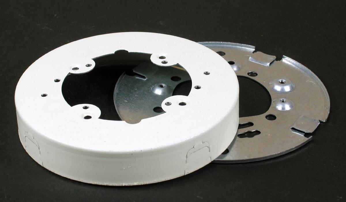 Wiremold® V5737 Extension Box/Open Base, 4-3/4 in L x 1 in W x 5-1/2 in H, Steel, Ivory/White