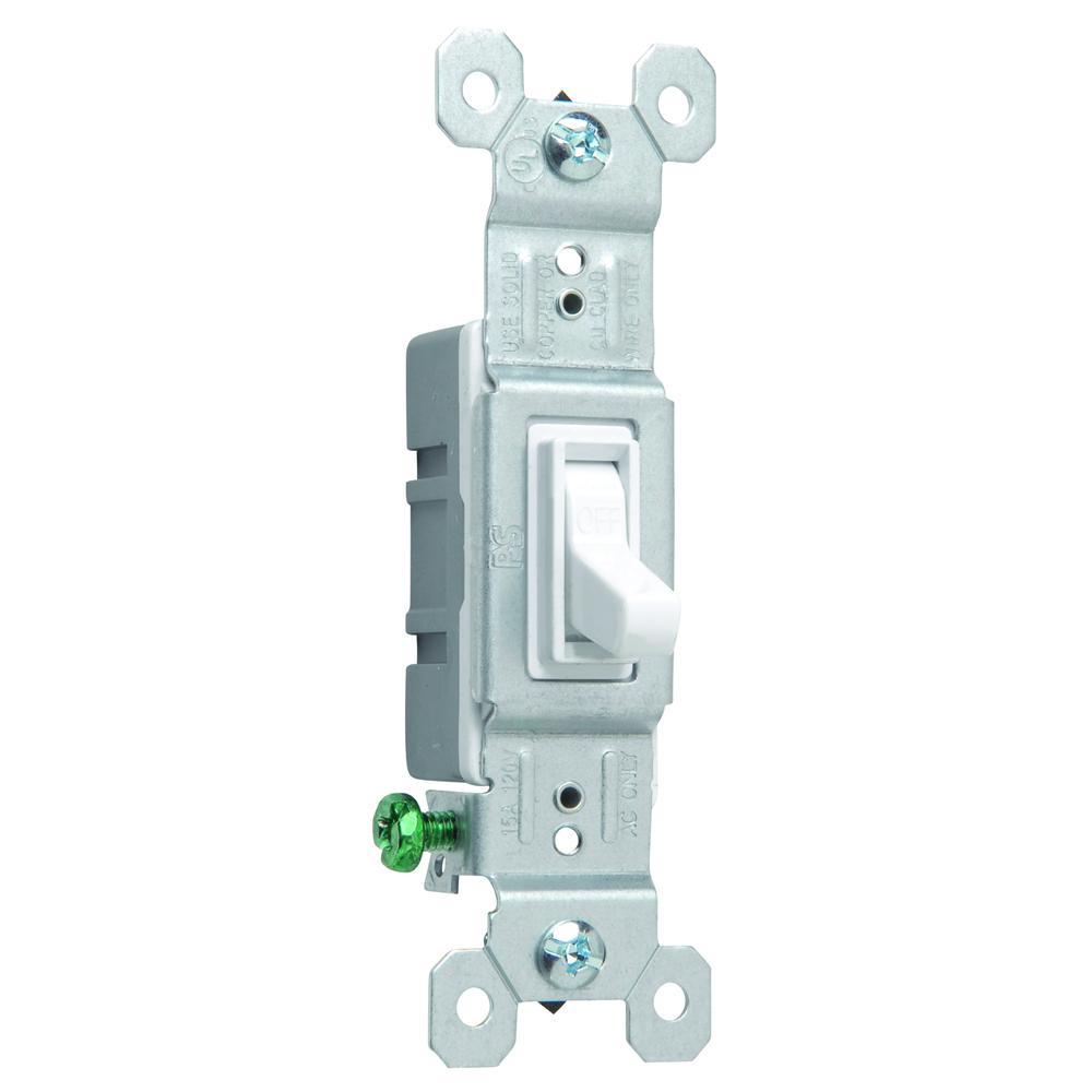 TradeMaster 660WG Self-Grounding Toggle Switch, 120 VAC, 15 A, 1/2 hp Power Rating